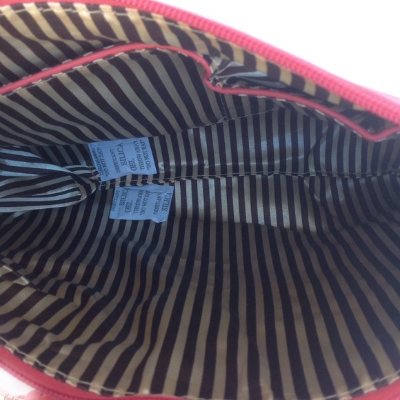 Laser Cut Heart Handbag - Picture 2 of 6